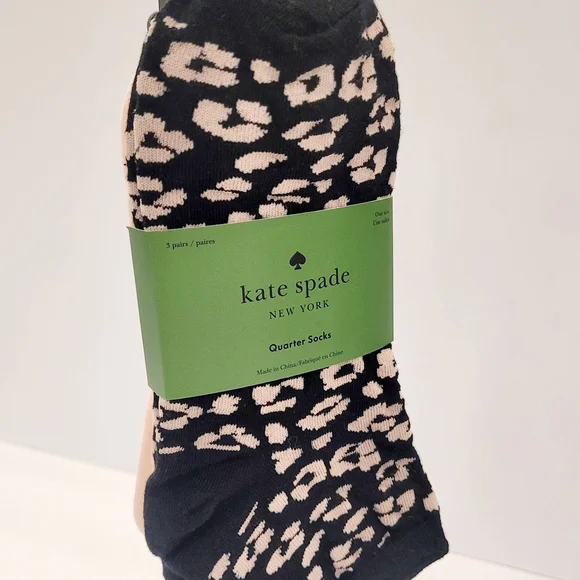 Kate Spade Black and Pink  Quarter  Socks - Picture 3 of 4